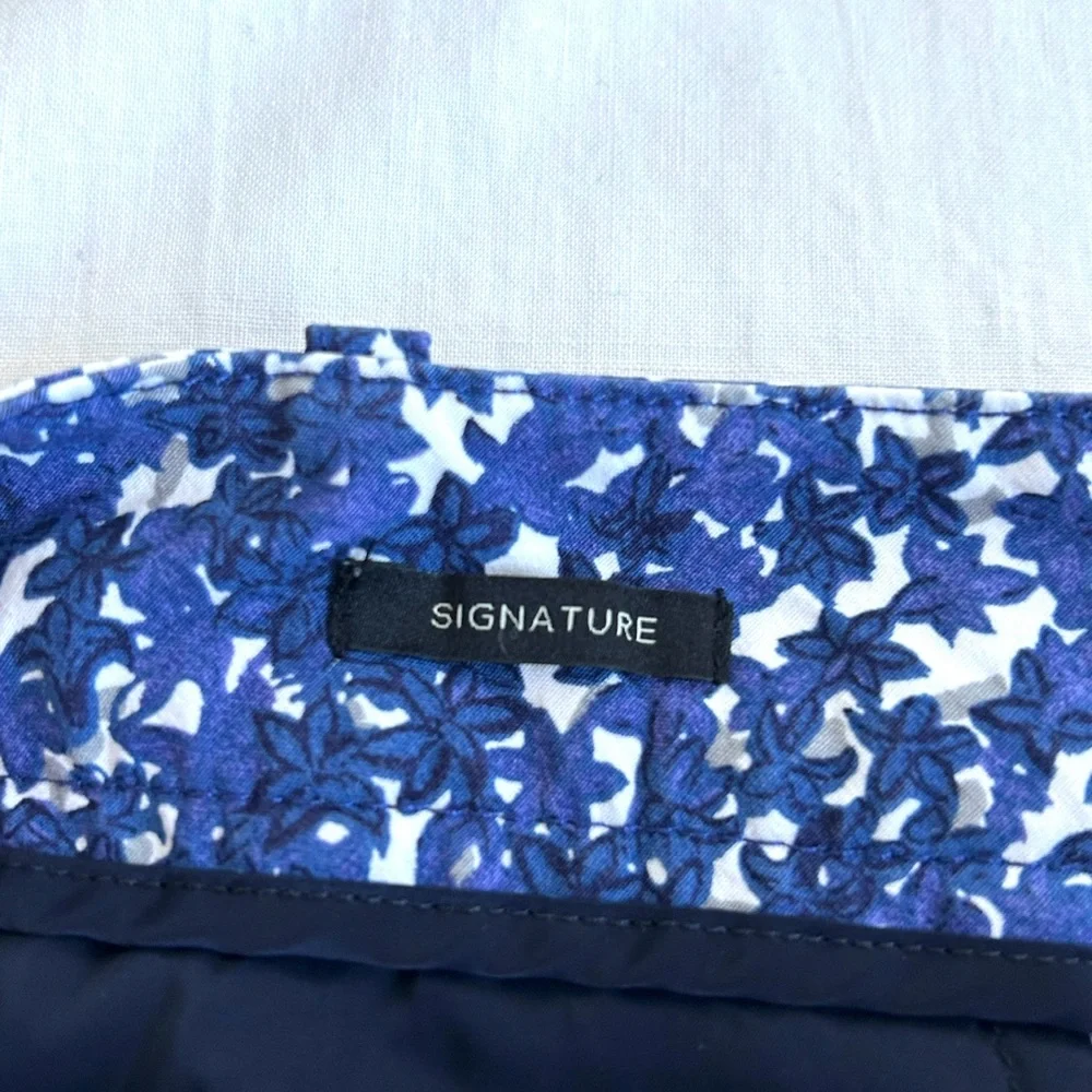 Talbot' Floral Signature Capris Pants - Picture 11 of 15